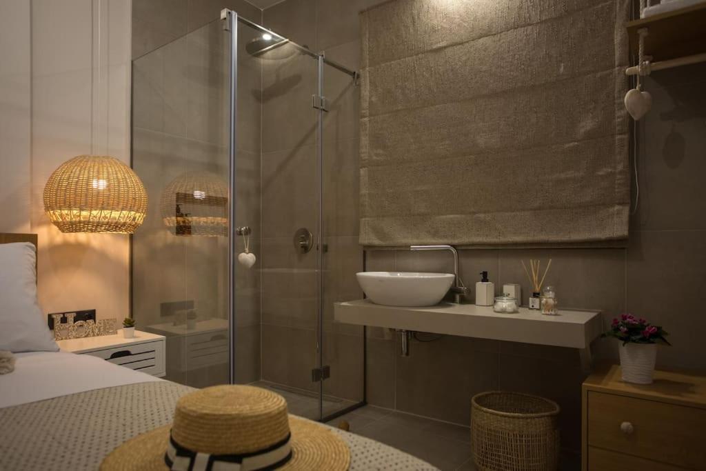 Cozzzy. Exclusive Apartment. Солун Екстериор снимка