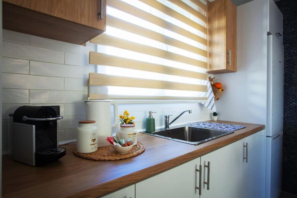 Cozzzy. Exclusive Apartment. Солун Екстериор снимка